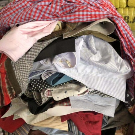 高价上门回收旧衣服鞋子皮包 高价上门回收旧衣服鞋子皮包